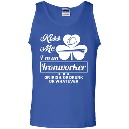 Funny St Patricks Day Shirt Kiss Me I Am An Ironworker Royal