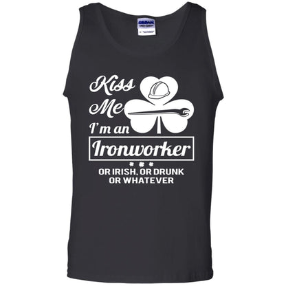 Funny St Patricks Day Shirt Kiss Me I Am An Ironworker Black
