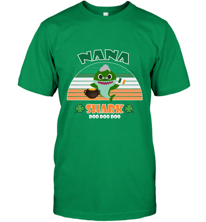 Irish Nana Shark Saint Patricks Day Family Shirt T-Shirt Irish Green