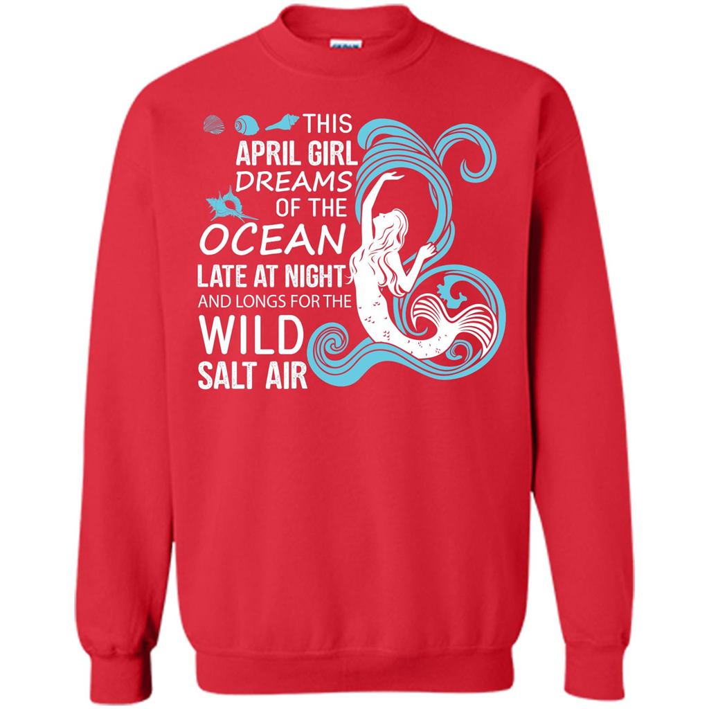 This April Girl Dreams Of The Ocean Late At Night T-shirt Red