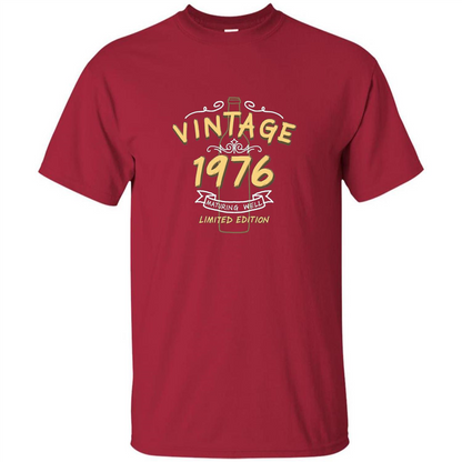 Birthday Gift T-shirt Vintage 1976 Limited Edition T-shirt Cardinal