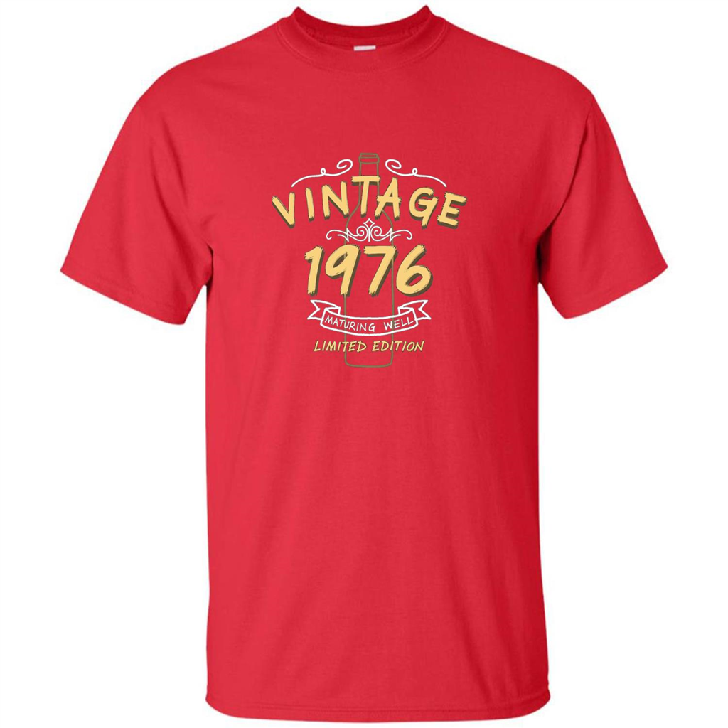 Birthday Gift T-shirt Vintage 1976 Limited Edition T-shirt Red