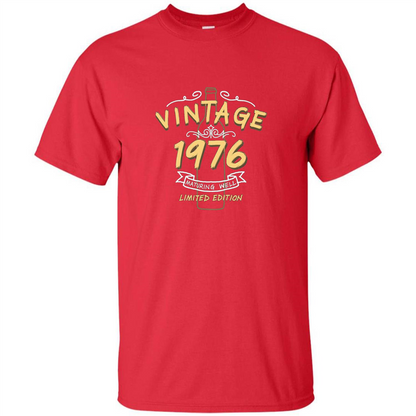 Birthday Gift T-shirt Vintage 1976 Limited Edition T-shirt Red