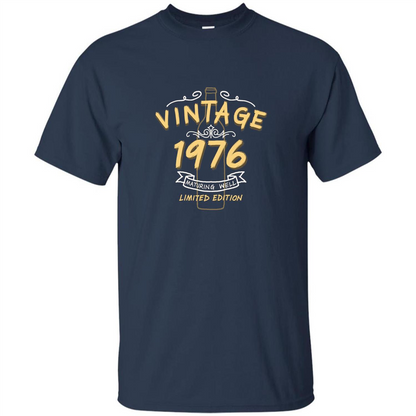 Birthday Gift T-shirt Vintage 1976 Limited Edition T-shirt Navy