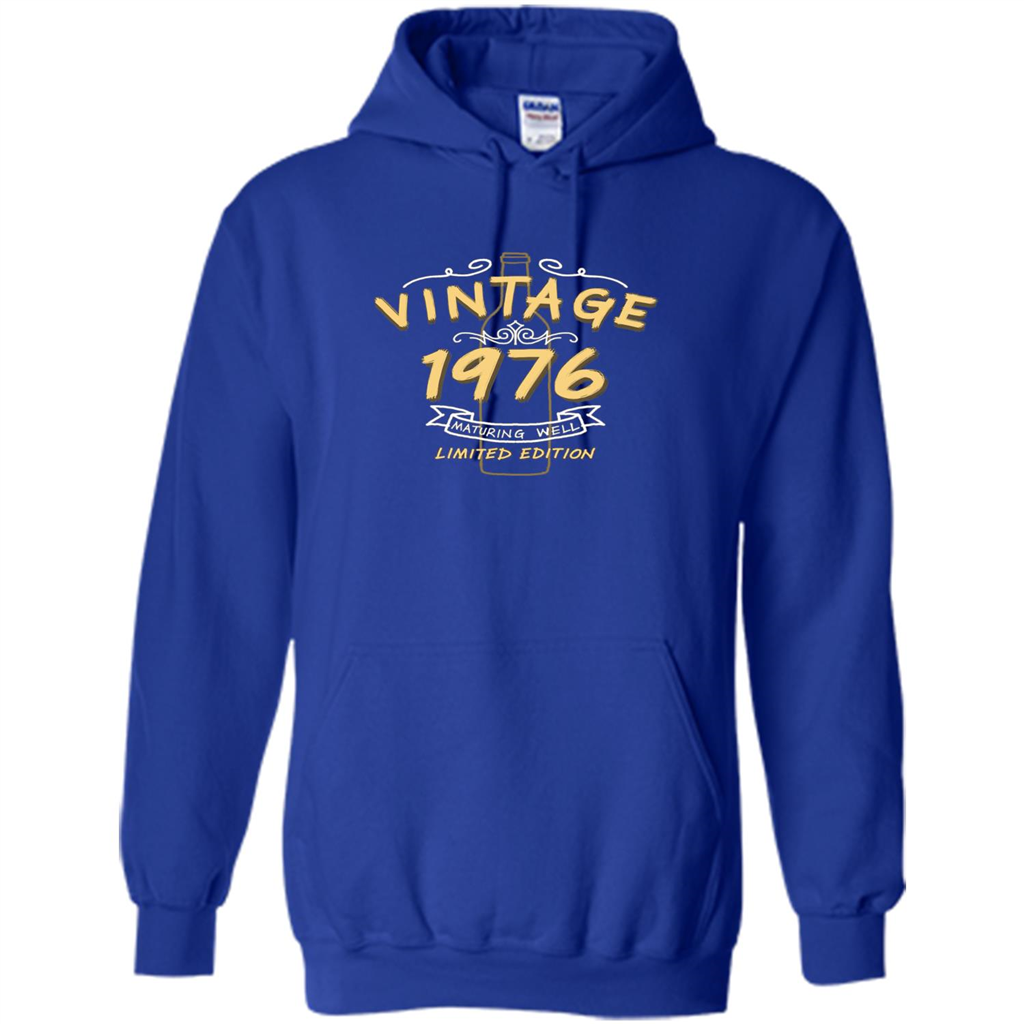 Birthday Gift T-shirt Vintage 1976 Limited Edition T-shirt Royal