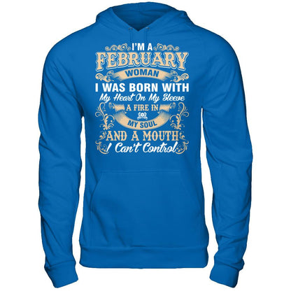 I'm A February Woman T-shirt Gildan - Pullover Hoodie Royal