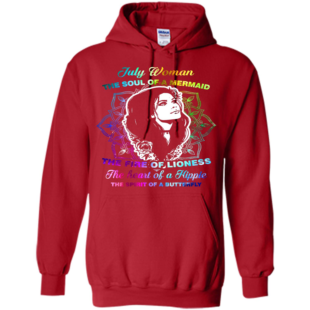 July Woman T-shirt The Heart Of A Hippie Red