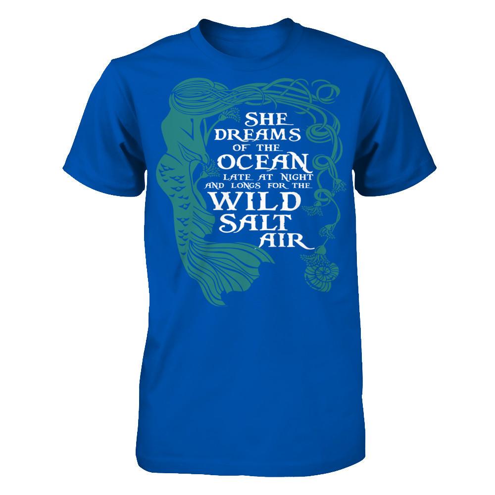She Dreams Of The Ocean Late at Night And Longs For The Wild Salt Air Next Level - Unisex Fitted Tee Royal