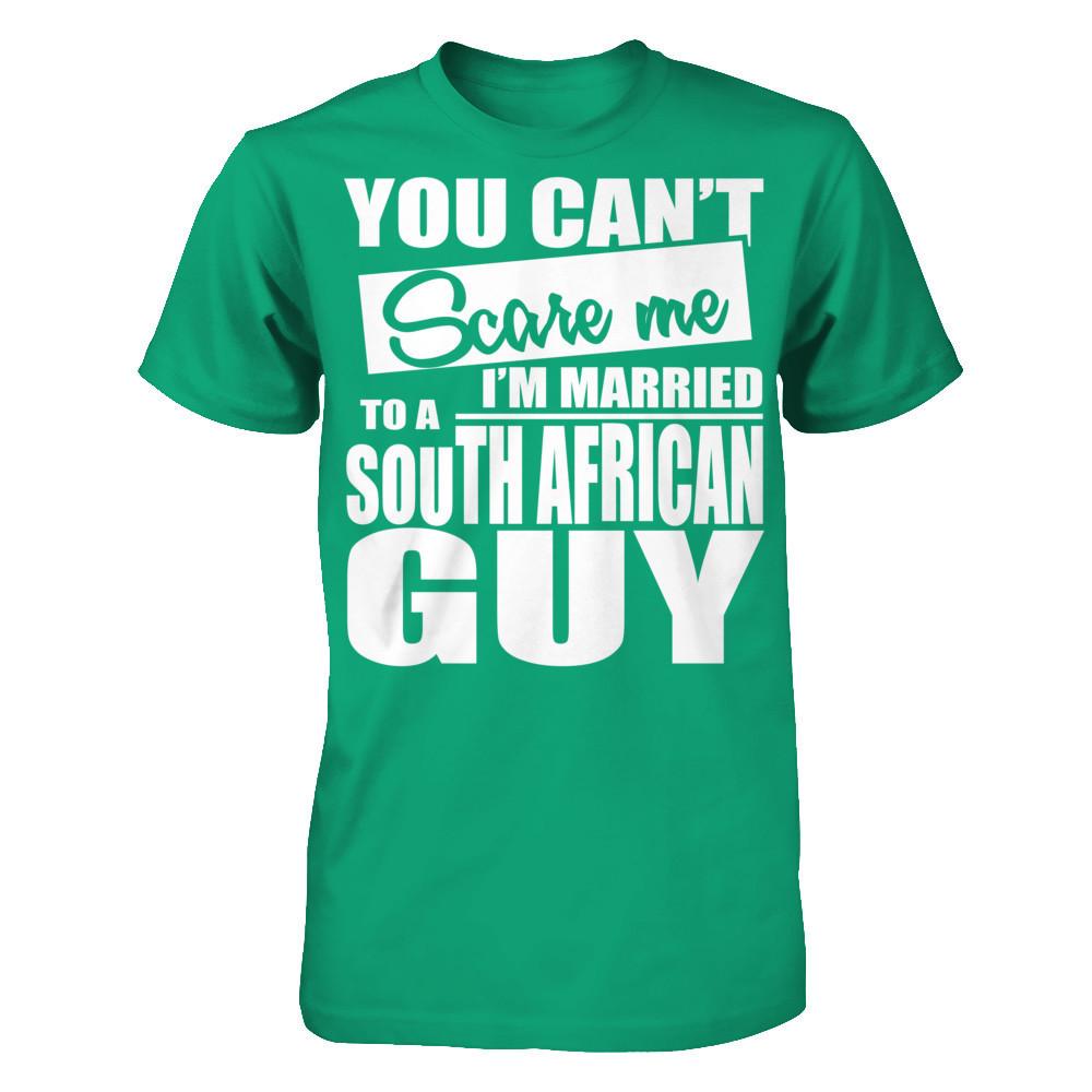 You Can't Scare Me I'm Married To A South African Guy Gildan - Short Sleeve Tee Kelly Green