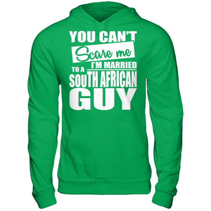 You Can't Scare Me I'm Married To A South African Guy Gildan - Pullover Hoodie Irish Green