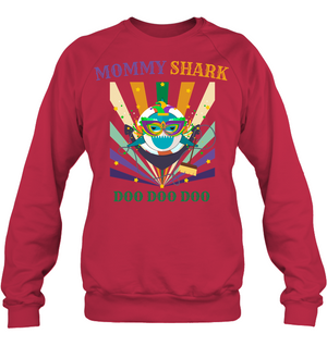 Mommy Shark Doo Doo Doo Happy Mardi Gars Family ShirtUnisex Fleece Pullover Sweatshirt