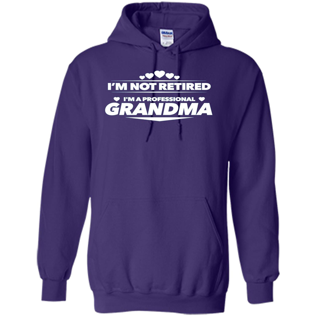 I'm Not Retired I'm A Professional Grandma T-shirt Purple