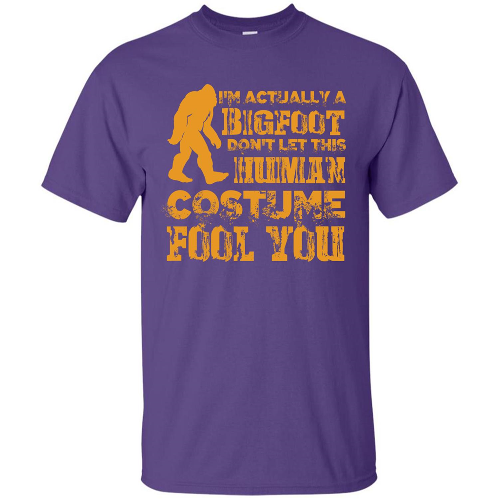 Halloween T-shirt Im Actually A Bigfoot Dont Let This Human Purple