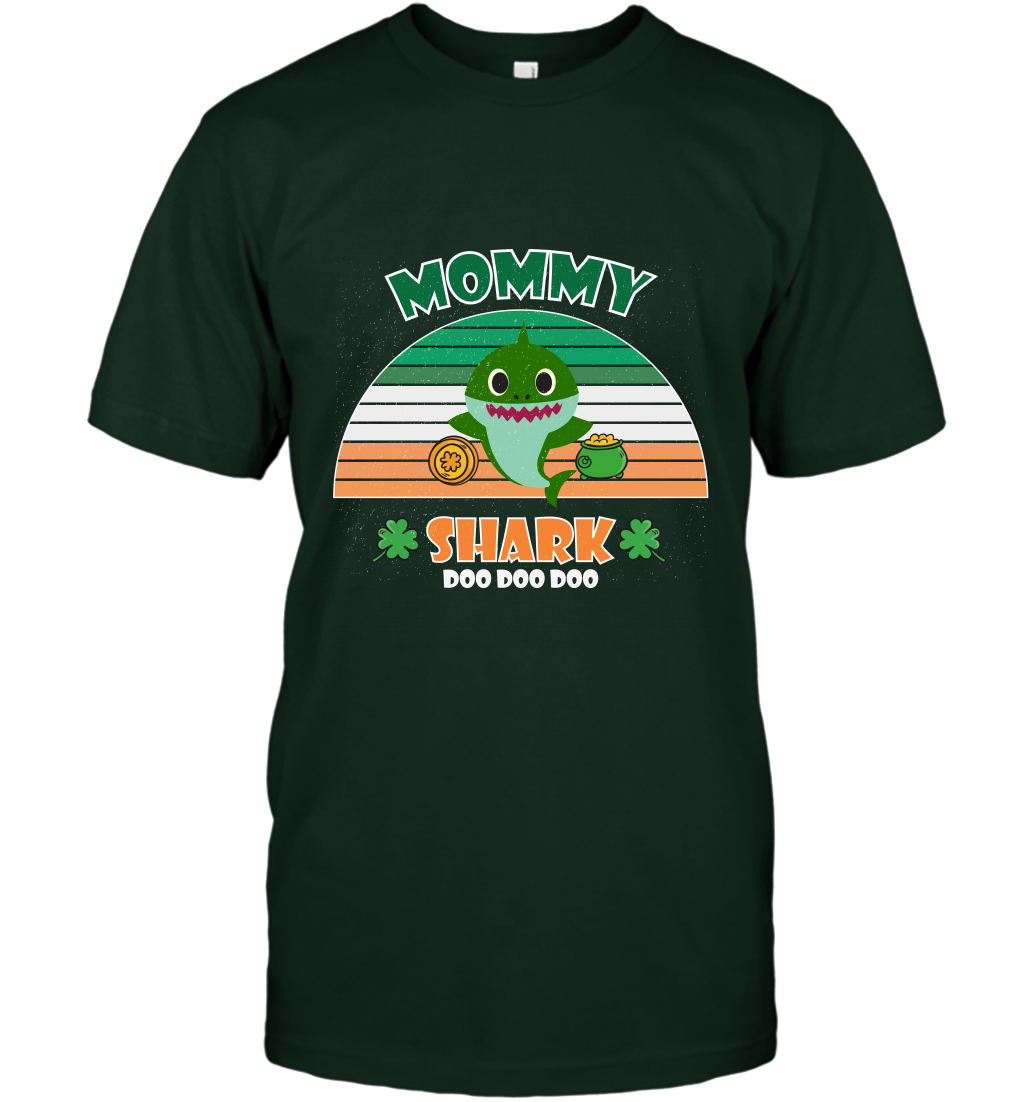 Irish Mommy Shark Saint Patricks Day Family Shirt T-Shirt Forest Green