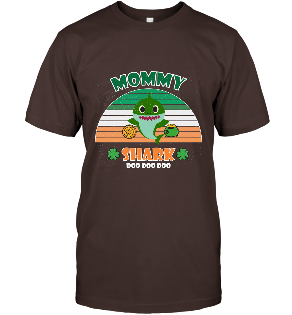 Irish Mommy Shark Saint Patricks Day Family Shirt T-Shirt Dark Chocolate