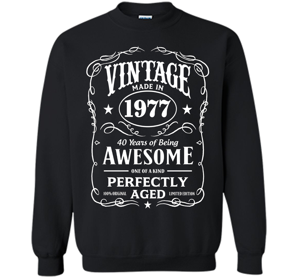 Vintage Made In 1977 Birthday Gift T-Shirt shirt